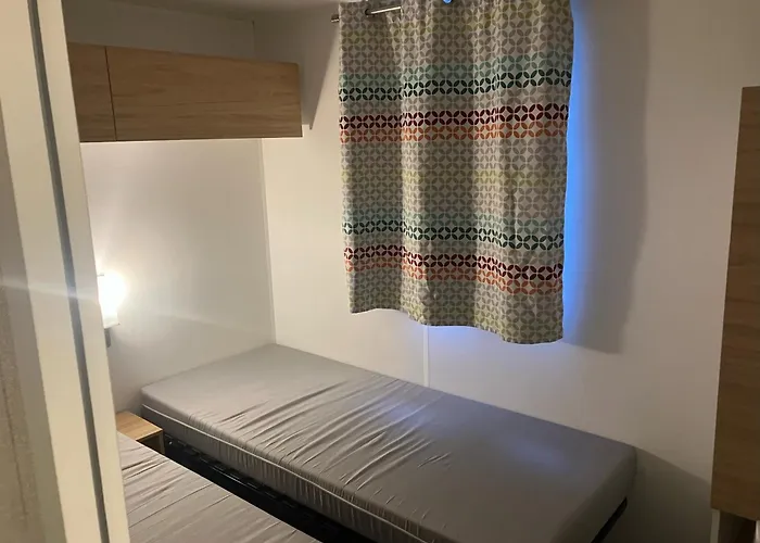 אתר קמפינג Mobil 6 Personne לה-טראנש-סור-מר