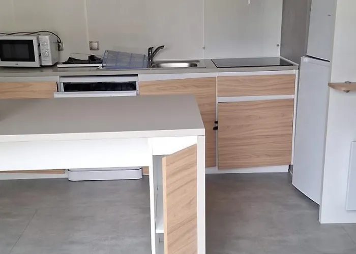 אתר קמפינג Mobil 6 Personne *