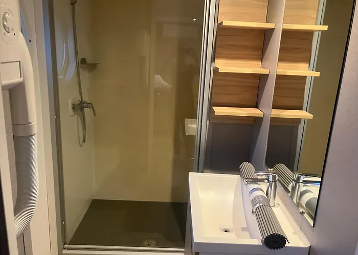 אתר קמפינג Mobil 6 Personne *