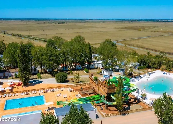 אתר קמפינג Mobil 6 Personne *